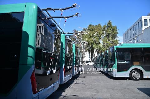 10 новых троллейбусов и 20 автобусов уже в Ереване
