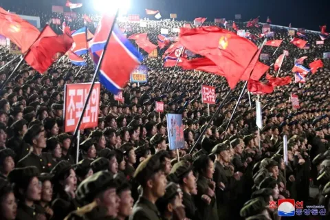 1,4 млн северокорейцев вступили в армию для войны с Южной Кореей