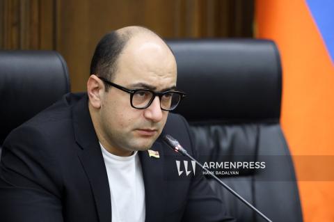 Որոշ ընդդիմադիրներ ավելի շատ էներգիա են ծախսում «Հանրապետական»-ին թիրախավորելու համար. Մամիջանյան