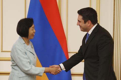 Спикер НС Армении встретился с зампредседателя 14-го Национального комитета Народной политической консультативной конференции Китая