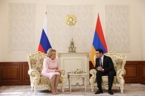 Valentina Matvienko a félicité Alen Simonyan à l'occasion du Jour de l'Indépendance de l'Arménie