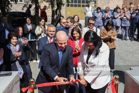 Cérémonie d’inauguration d’un centre d’ophtalmologie à Yeghvard