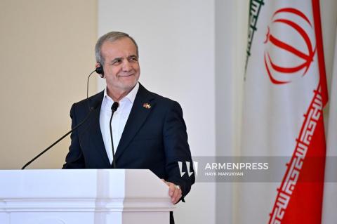 Le président iranien exprime son soutien au processus de paix entre l'Arménie et l'Azerbaïdjan