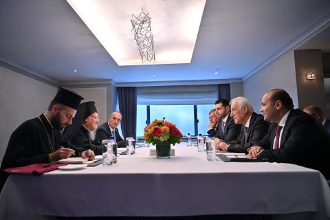 Le président de la République et Bartholomée Ier discutent de la coopération en matière de préservation du patrimoine chrétien