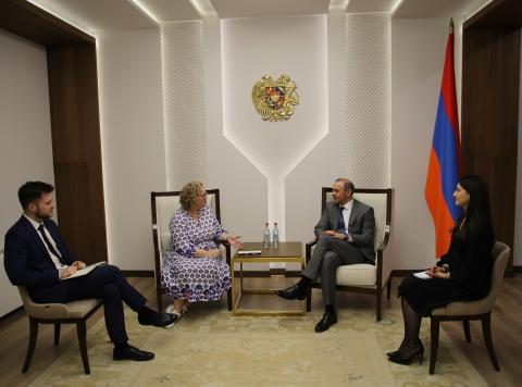 Le Secrétaire du Conseil de sécurité nationale a reçu la nouvelle ambassadrice du Royaume-Uni de Grande-Bretagne et d’Irlande du Nord