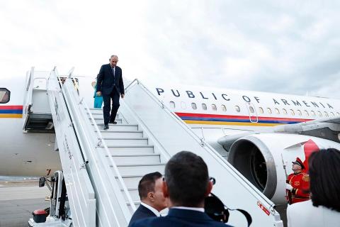 Le Premier ministre est arrivé à Tbilissi