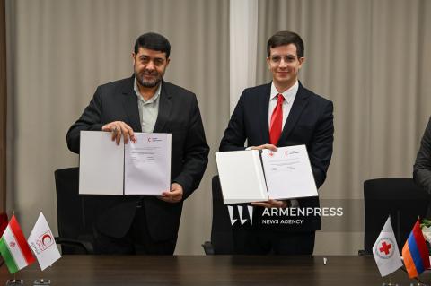 جمعیت صلیب سرخ ارمنستان و جمعیت هلال احمر ایران یادداشت تفاهم همکاری امضا کردند