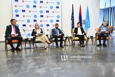 اجتماع "الحوار التعليمي بين أرمينيا والاتحاد الأوروبي" في يريفان-صور-