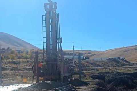 Ալափարսում դադարեցվել է խորքային հորի ապօրինի հորատումը. սահմանվել է 2 միլիոն դրամ տուգանք