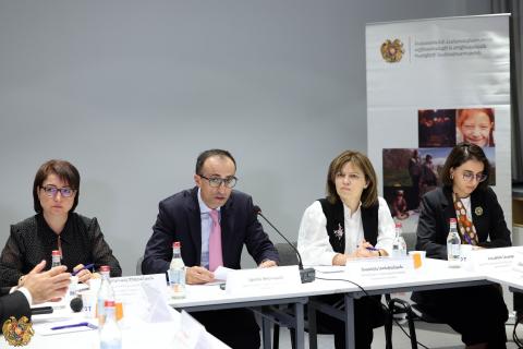 Կառավարությունը շարունակելու է ընտանեկան և կենցաղային բռնության դեմ հետևողական պայքարը. Արսեն Թորոսյան