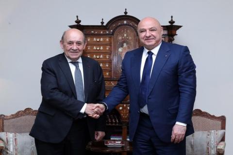 Президент Ливана обсудил с посланником президента Франции вопросы, касающиеся переговоров с Израилем