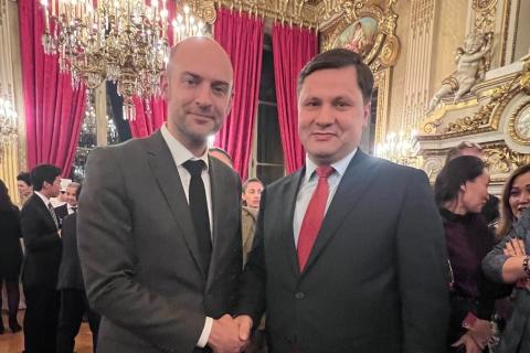 Ermeni Büyükelçi, Fransa Dışişleri Bakanı ile bir araya geldi