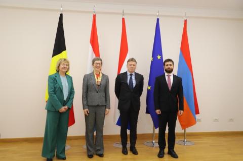 دیدار معاون وزیر امور خارجهٔ ارمنستان با مدیران سیاسی وزارتخانههای خارجهٔ بنلوکس