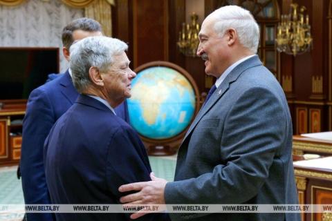 Լուկաշենկոն հանդիպել է Բելառուսում ԱՄՆ հատուկ բանագնացի հետ