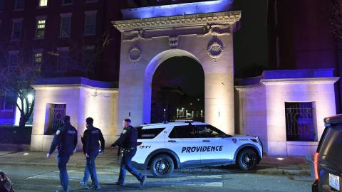 Ռոդ Այլենդ նահանգում հարգանքի տուրք կմատուցեն Բրաունի համալսարանում կրակոցների հետևանքով զոհված ուսանողների հիշատակին