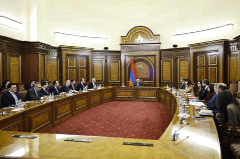 Под председательством премьер-министра Пашиняна обсужден процесс реформирования сферы публичного управления