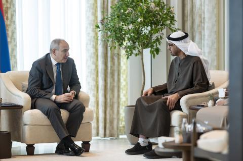 Une rencontre a eu lieu entre le Premier ministre et le président des Émirats arabes unis : un accord bilatéral a été signé