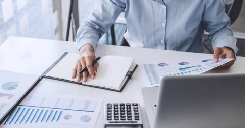 Աշխատանքային պայմանագրերի կնքումը, փոփոխումը և լուծումը բացառապես թվային համակարգով իրականացնելու պահանջը տեղափոխվել է 2027–ի հուլիսի 1