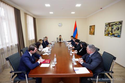 Հանձնարարվել է ակտիվացնել Սևանա լճի ափամերձ տարածքներում ապօրինի գույքերը պետությանը վերադարձնելու, շինություններն ապամոնտաժելու աշխատանքները