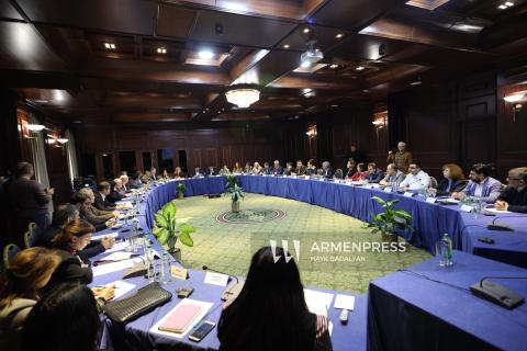 «Խաղաղության կամուրջ» նախաձեռնության շրջանակում շարունակվում են Հայաստանի և Ադրբեջանի քաղաքացիական հասարակությունների ներկայացուցիչների կլոր սեղան-քննարկումները