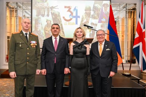 سفارت ارمنستان در بریتانیا برای نخستین بار به مناسبت سالگرد تشکیل ارتش ارمنستان مراسم پذیرایی برگزار کرد