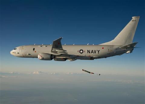 Патрульный самолет США провел разведку над районом учений КСИР в Ормузском проливе