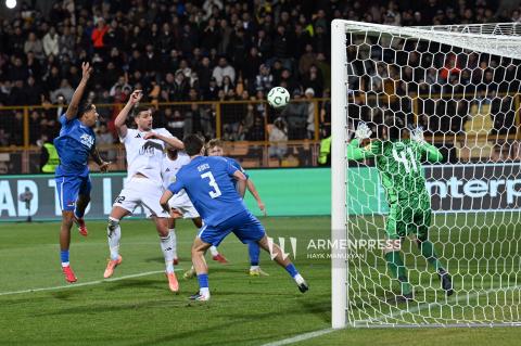 Ֆուտբոլի Կոնֆերենցիաների լիգայի անցումային փլեյ-օֆֆ. «Նոա»-«ԱԶ Ալկմար»