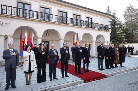 Официальная церемония встречи и беседа с премьер-министром Польши Дональдом Туском