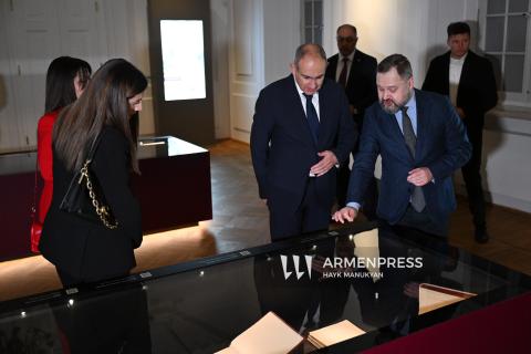 Визит премьер-министра Армении Никола Пашиняна в Национальную библиотеку Республики Польша
