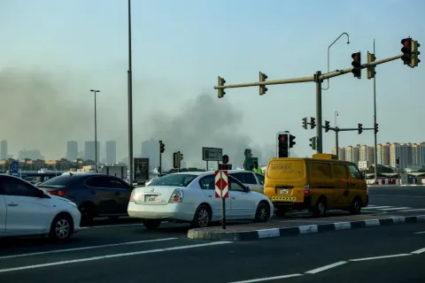 ԱՄԷ-ում 4 մարդ է վիրավորվել իրանական հրթիռների և ԱԹՍ-ների հարվածի հետևանքով