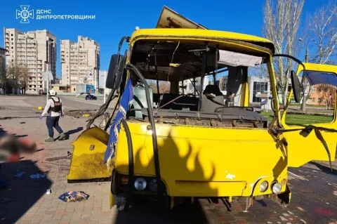 Ռուսական դրոնն Ուկրաինայում ընկել է ուղևորատար ավտոբուսի վրա. կան զոհեր և վիրավորներ