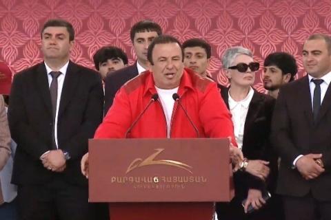 Գագիկ Ծառուկյանը Աբովյանում հայտարարել է, որ ԲՀԿ-ն ունի ծրագիր, փորձ և կապեր Հայաստանը զարգացնելու համար