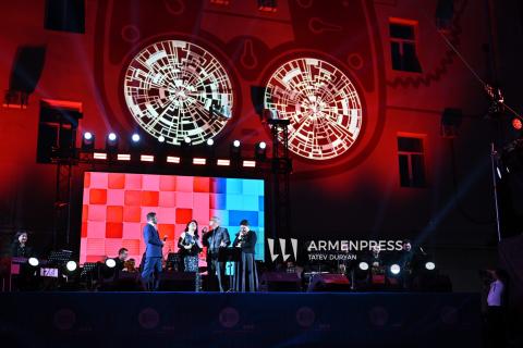 Հայկական ռադիոյի 100-ամյակին նվիրված միջոցառումների շարքը մեկնարկել է հանդիսավոր երեկոյով