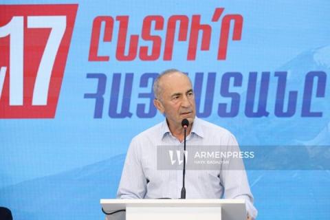 Ռոբերտ Քոչարյանը կարծում է` Հայաստանը չի կարող արդյունավետ գյուղատնտեսություն կամ արդյունաբերություն ունենալ առանց մեծ շուկաների