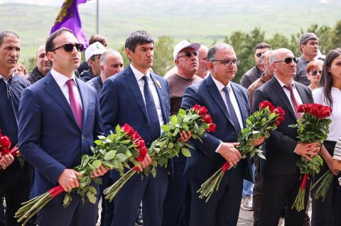 Տիգրան Խաչատրյանը մասնակցել է Հանրապետության տոնին և Ապարանի հաղթական ճակատամարտի 108-ամյակին նվիրված միջոցառմանը