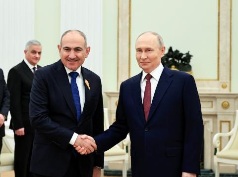 Vladimir Poutine a félicité Nikol Pashinyan à l’occasion de son anniversaire