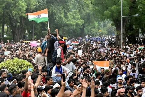 Youth protests gain momentum in India