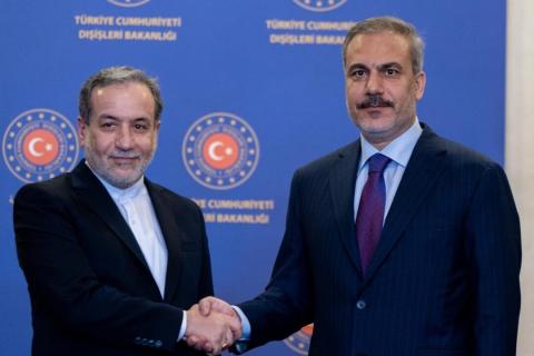 Թուրքիայի և Իրանի ԱԳ նախարարները քննարկել են Հորմուզի նեղուցի բացման շուրջ բանակցությունները
