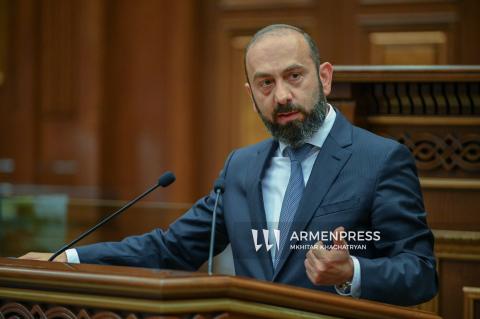 Ես շատ հիասթափված եմ. Արարատ Միրզոյանի ելույթը ԱԺ-ում
