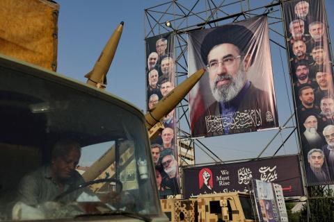 Иран должен быть готов действовать в любом регионе в случае угрозы. Моджтаба Хаменеи