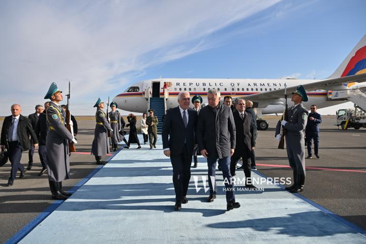 Ermenistan Cumhurbaşkanı'nın uçağı Astana'daki Nursultan Nazarbayev Uluslararası Havalimanı'na indi