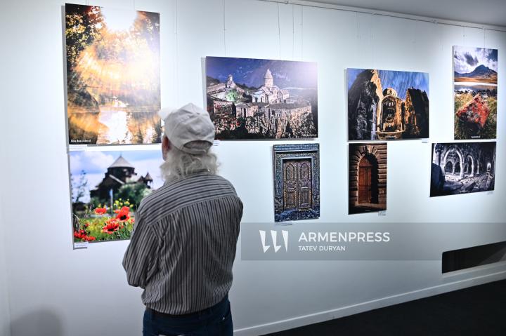 Exposición "Mi Armenia" del difunto fotógrafo Garnik Melik-Karapetyan