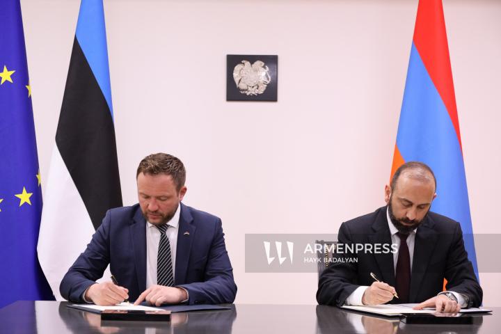 Ermenistan ve Estonya dışişleri bakanlıkları arasında genişletilmiş ortaklık kurulmasına ilişkin bir mutabakat zaptı imzalandı