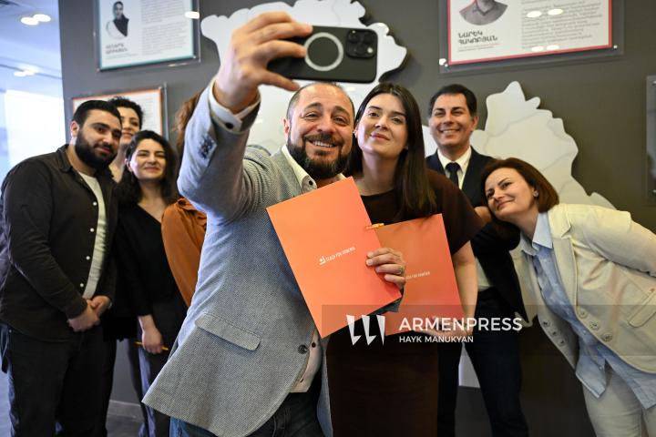 "Koriz" eğitim programı ile "Ermenistan İçin Öğret" Vakfı arasında mutabakat zaptı imzalanması töreni