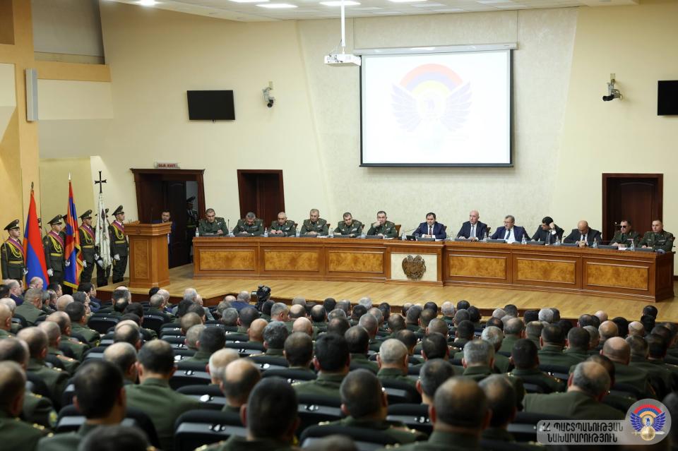 Տեղի է ունեցել պաշտպանության նախարարին կից կոլեգիայի նիստ