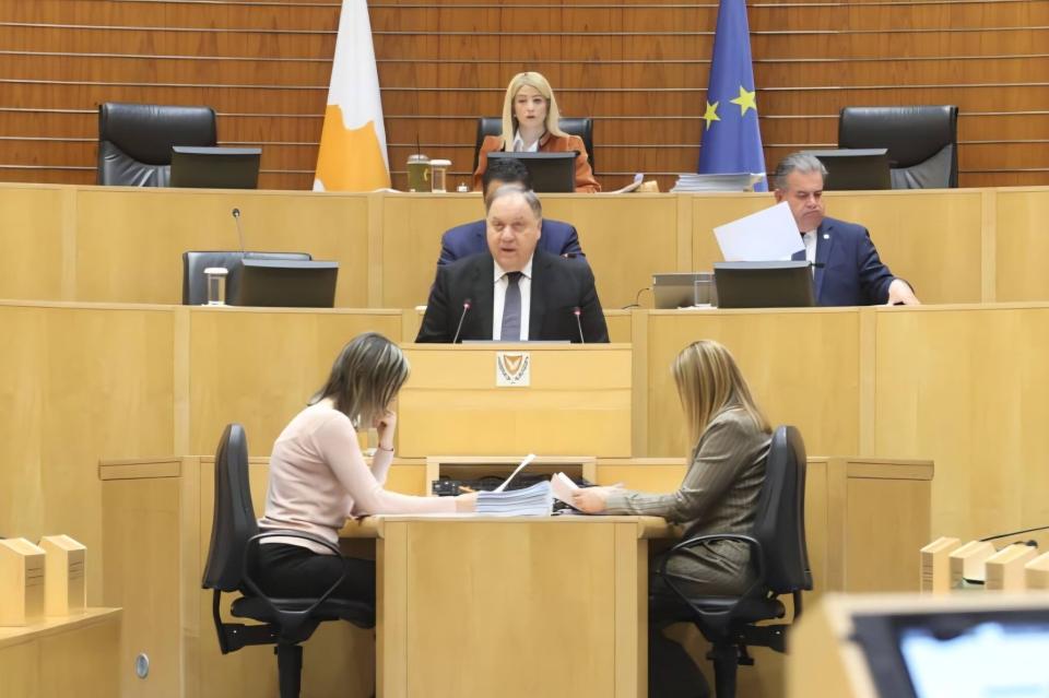 Cámara de Representantes de Chipre honró la memoria de las víctimas del Genocidio Armenio