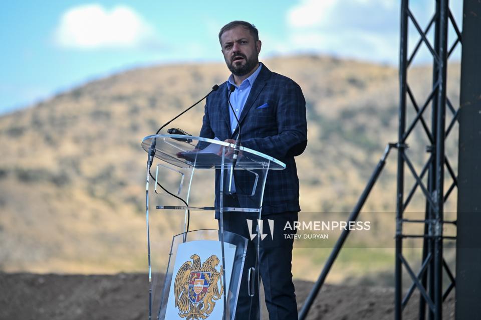 Minister highlights Amulsar mine’s economic benefits and environmental standards