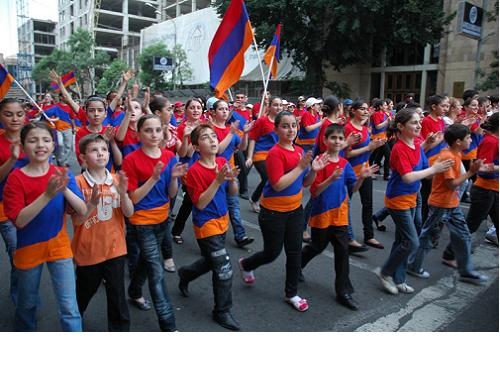 Տոնական քայլերթով կազդարարվի Հայաստանի պետական խորհրդանիշերի 
օրը