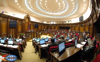 ՀՀ Ազգային ժողովը հորդորում է բոլոր երկրների խորհրդարաններին 
դատապարտել Հունգարիայի ու Ադրբեջանի գործարքը 