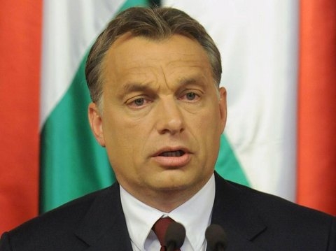 «Гуляш-дипломатия: почему Виктор Орбан должен подать в отставку»: Huffington Post